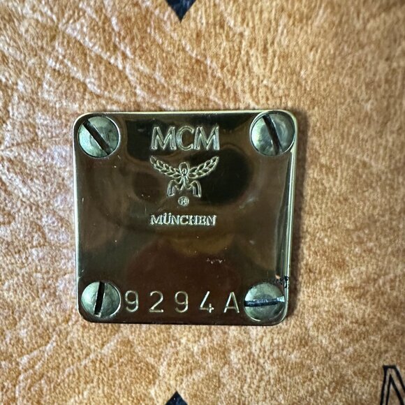 MCM Large Visetos Leather Wristlet - EUC - Picture 3 of 7